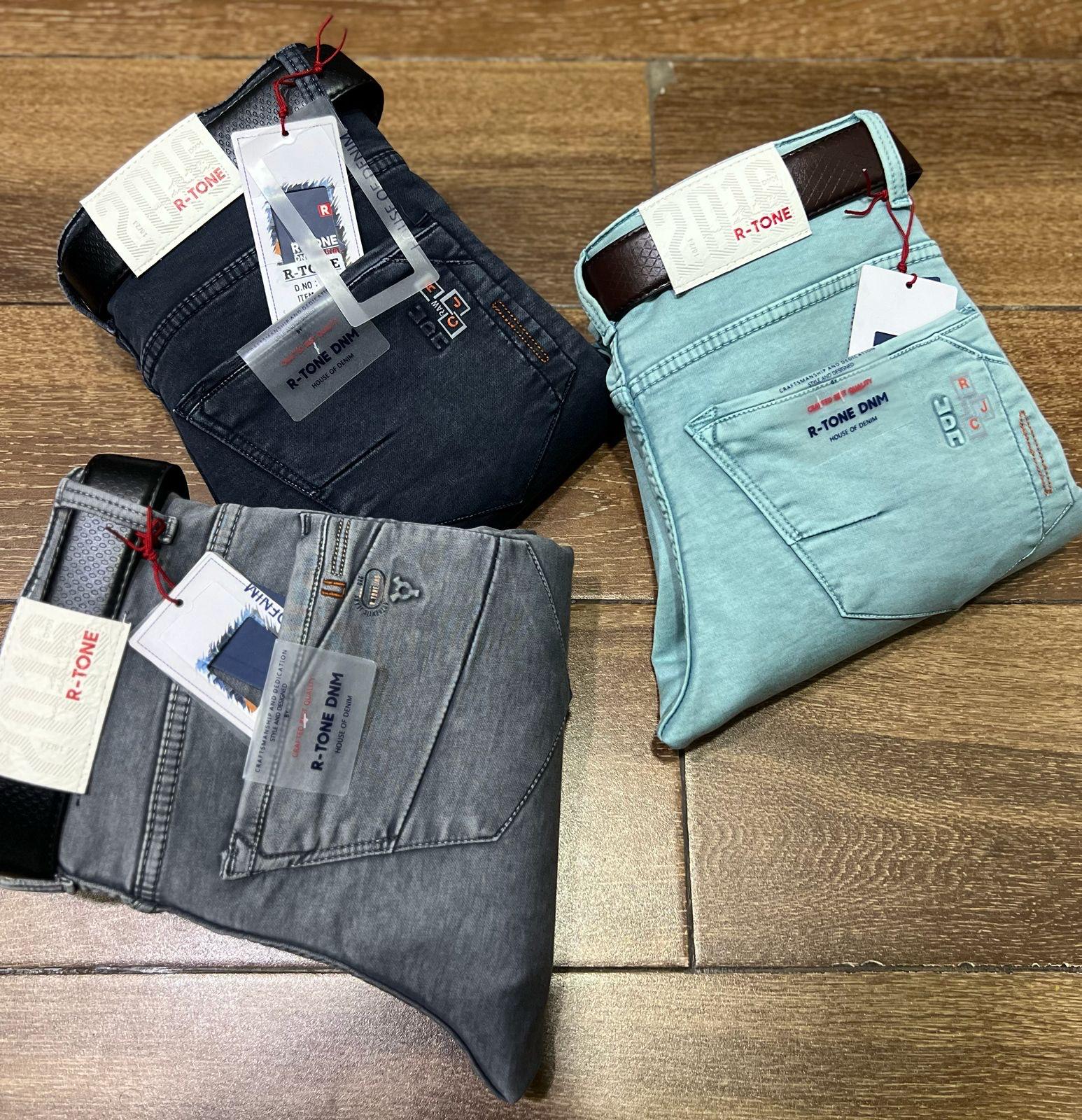 Medium Range Jeans